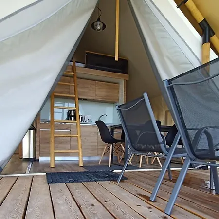 Luxury tent Safari Tent 9 Km From Maastricht