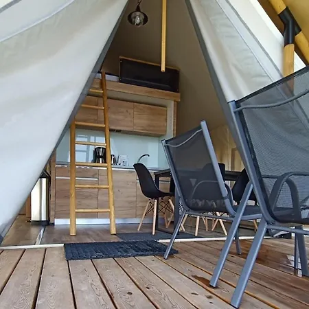 Luxury tent Safari Tent 9 Km From Maastricht