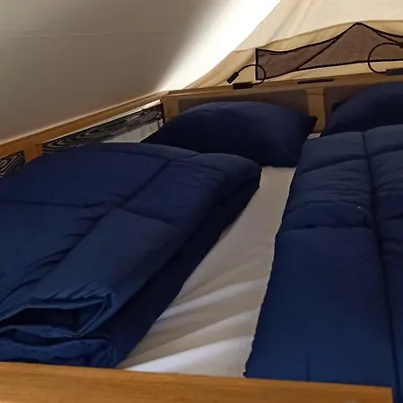 Luxury tent Safari Tent 9 Km From Maastricht
